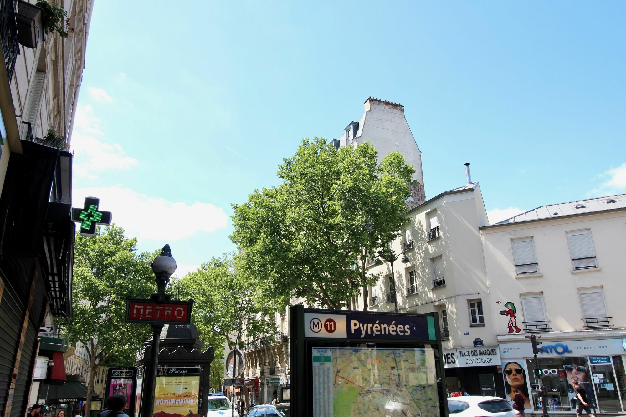 Hotel Des Pyrenees Paris Exterior foto